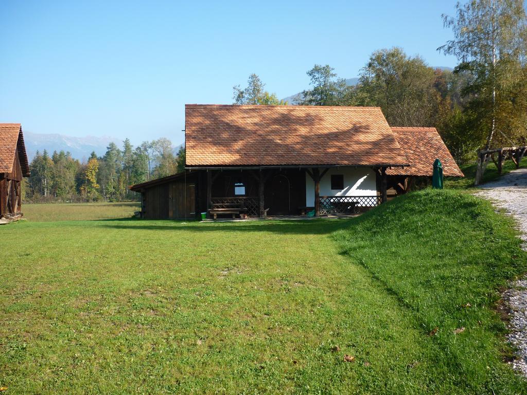 Gostisce Smuk Hotel Krize Exterior photo